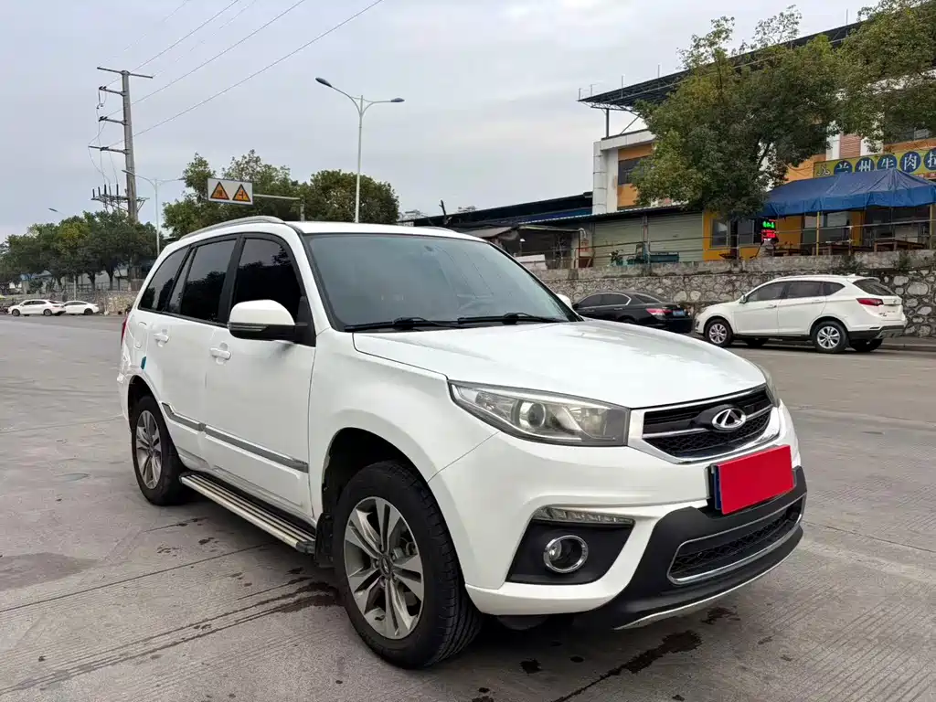 Chery Tiggo 3 2015 — фото 1