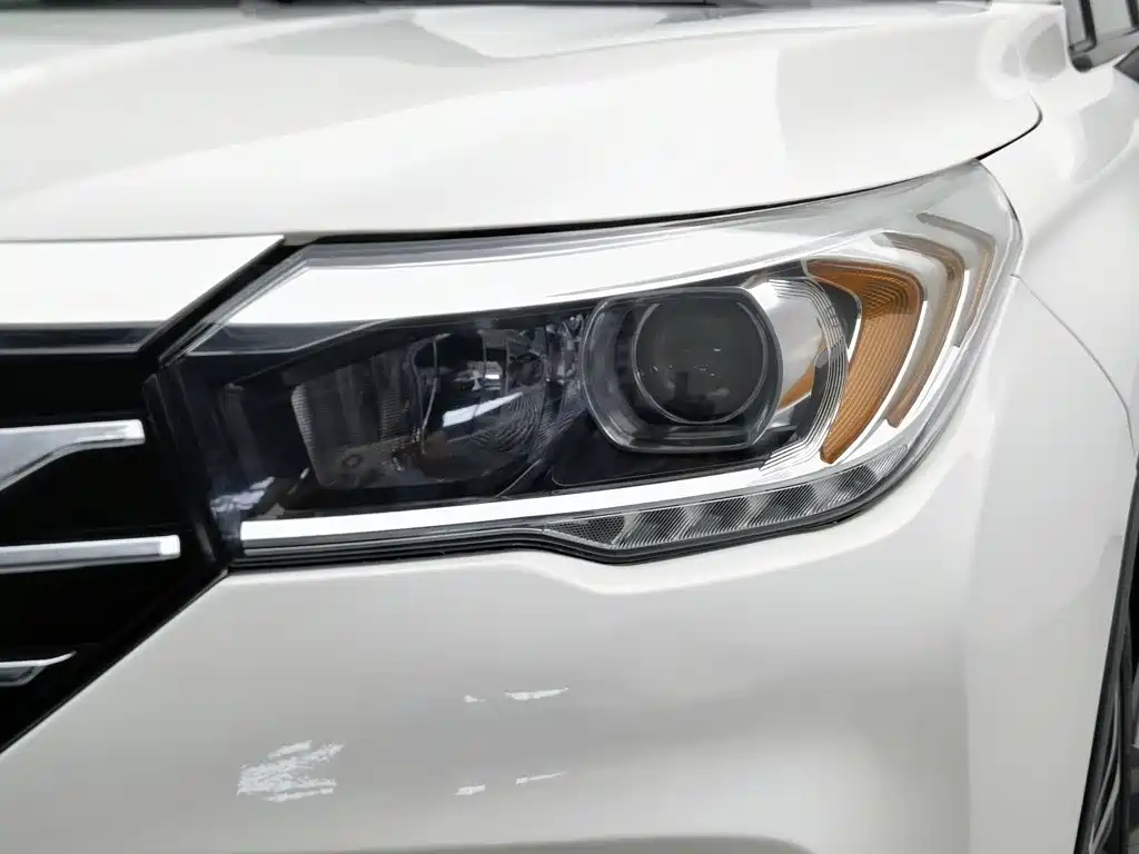 GAC Trumpchi GS4 2015 — фото 7