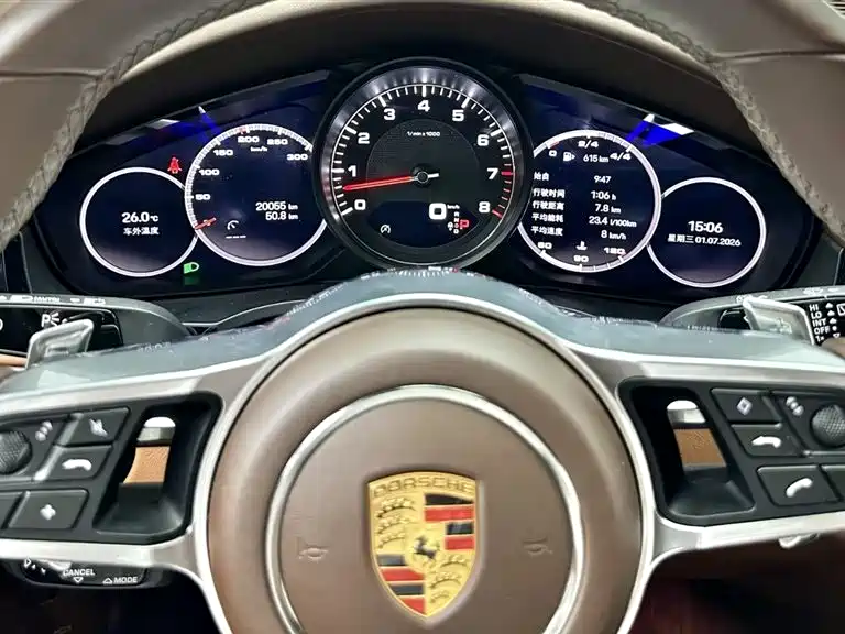 Porsche Cayenne 2023 — фото 15