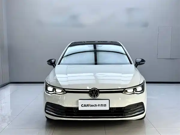 Volkswagen Golf 2023