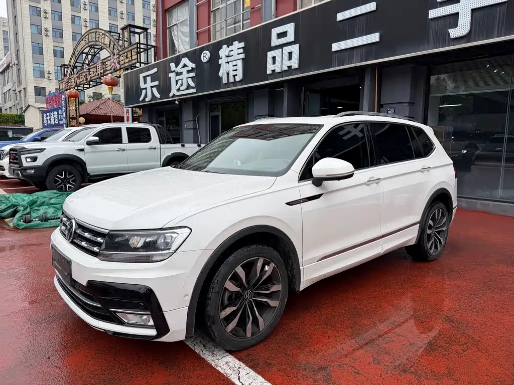 Volkswagen Tiguan L 2021 — фото 2