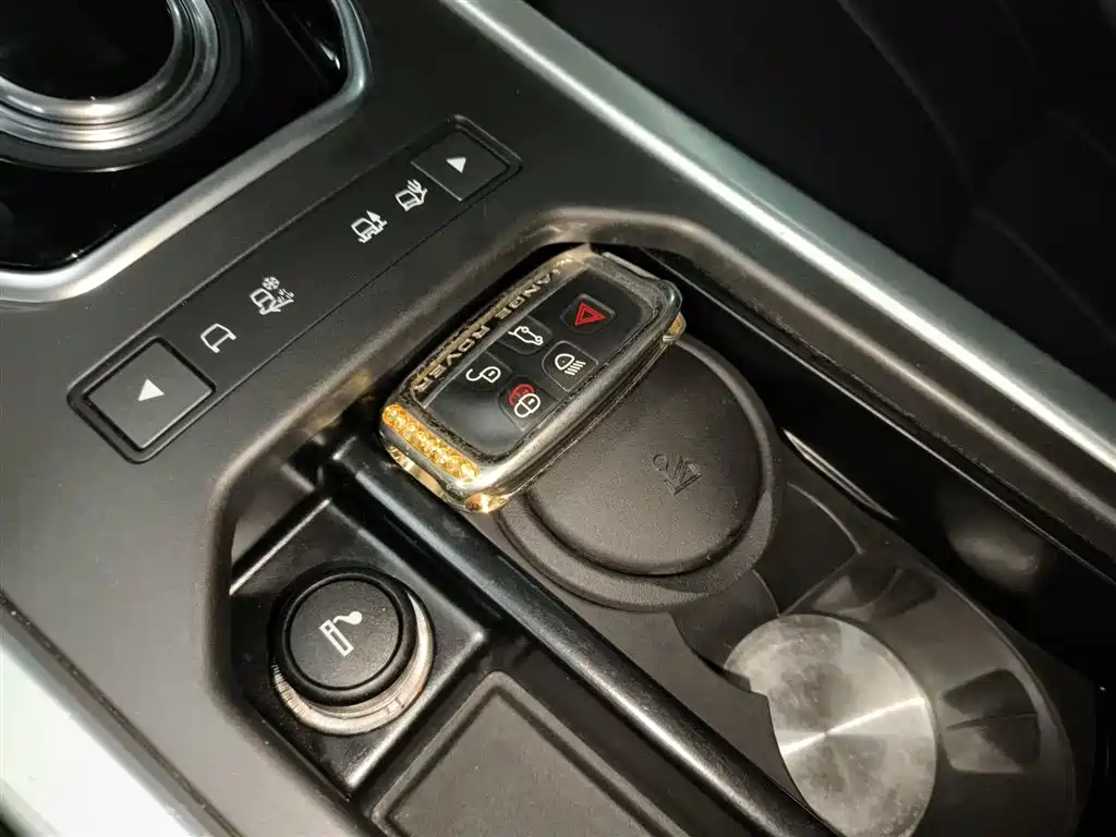Land Rover Evoque 2017 — фото 17