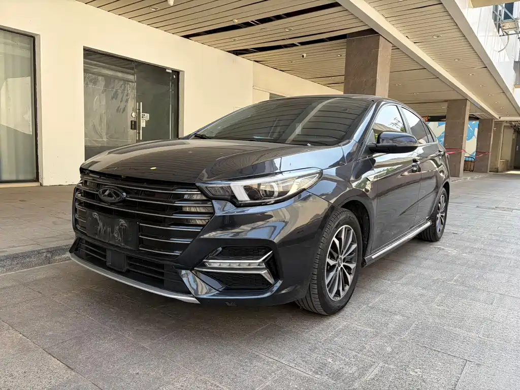 Chery Arrizo 5 PLUS 2023 — фото 1