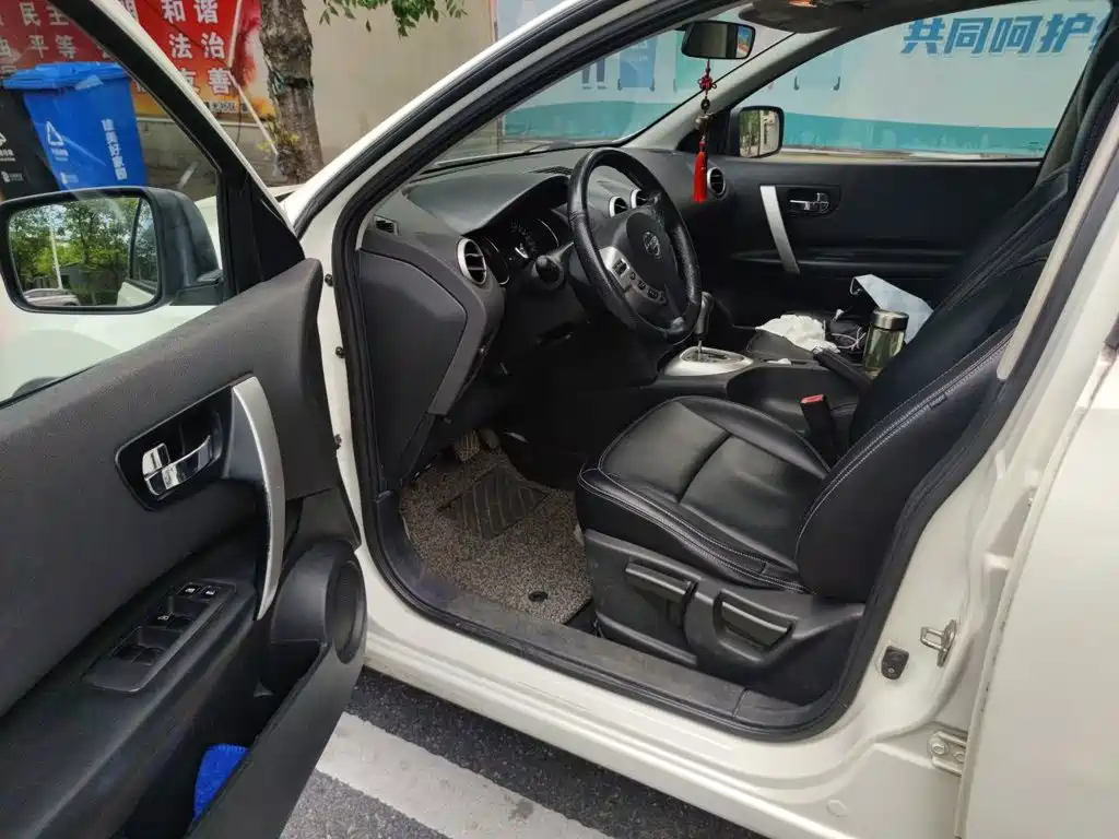 Nissan Qashqai 2015 — фото 12