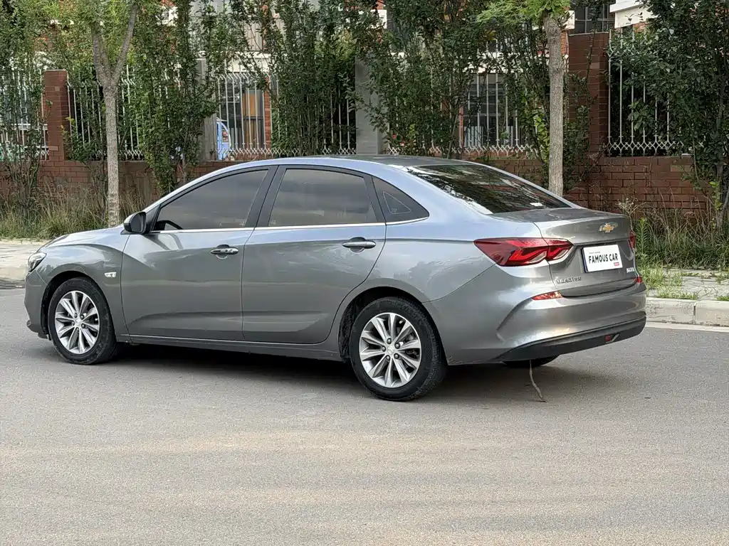 Chevrolet Cruze 2021