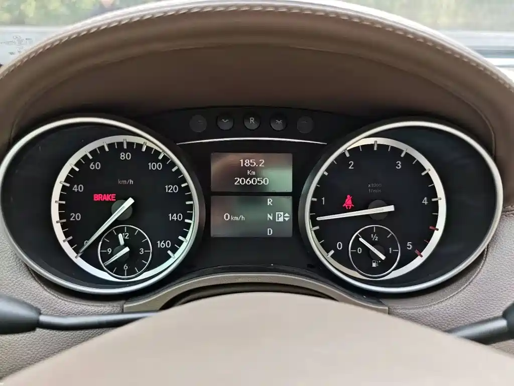 Mercedes-Benz GL-Class 2012 — фото 20