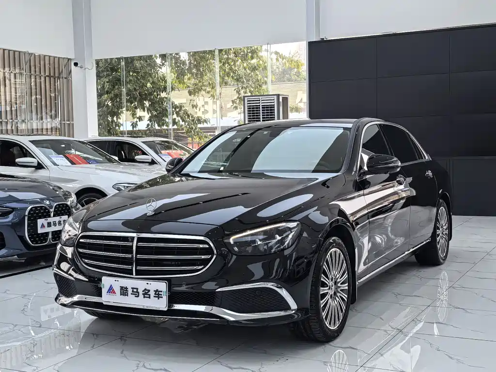 Mercedes-Benz E-Class 2023 — фото 1