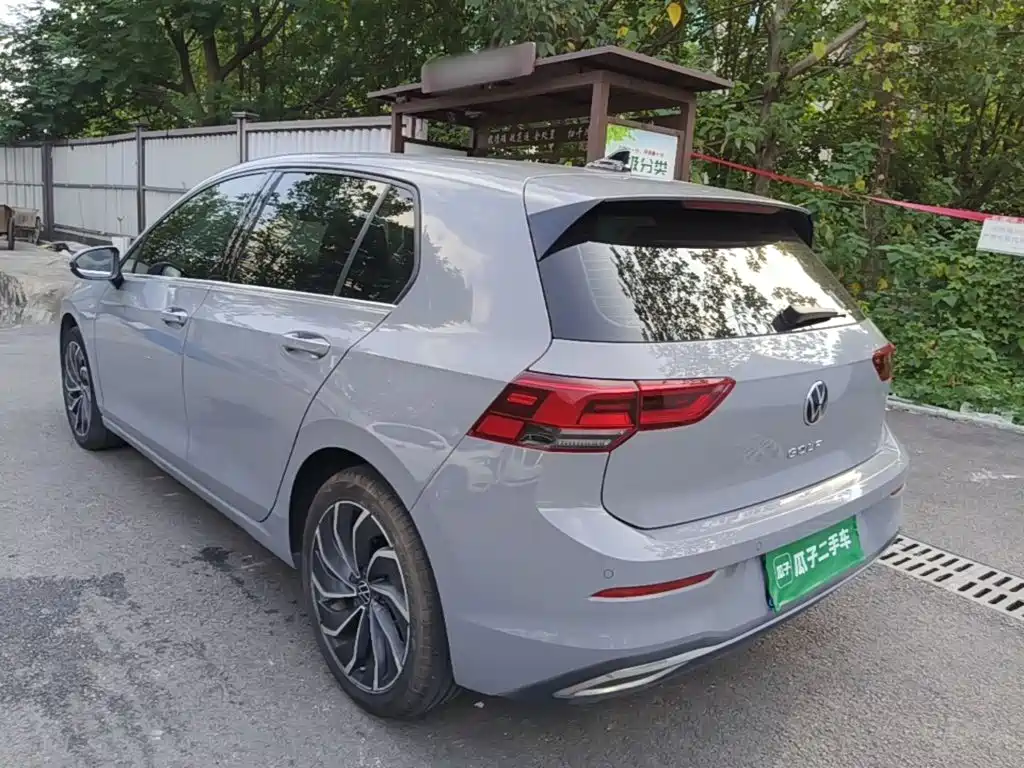 Volkswagen Golf 2022