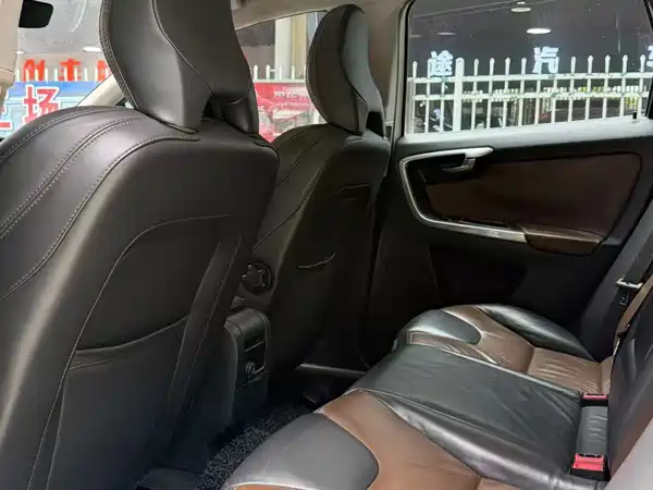 Volvo XC60 2014