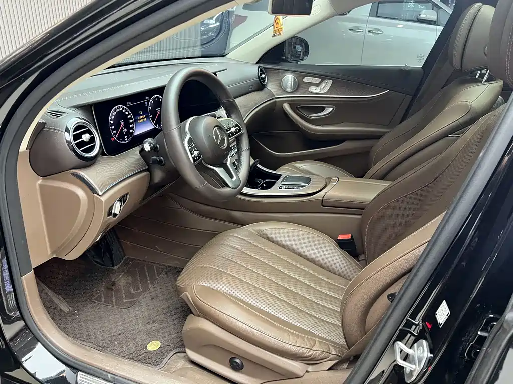 Mercedes-Benz E-Class 2020 — фото 5