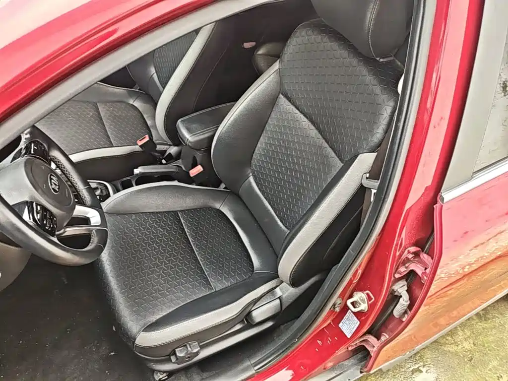 Kia KX1 2019 — фото 15