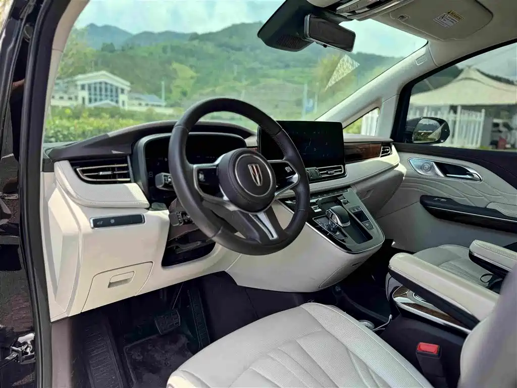 Hongqi HQ9 2023