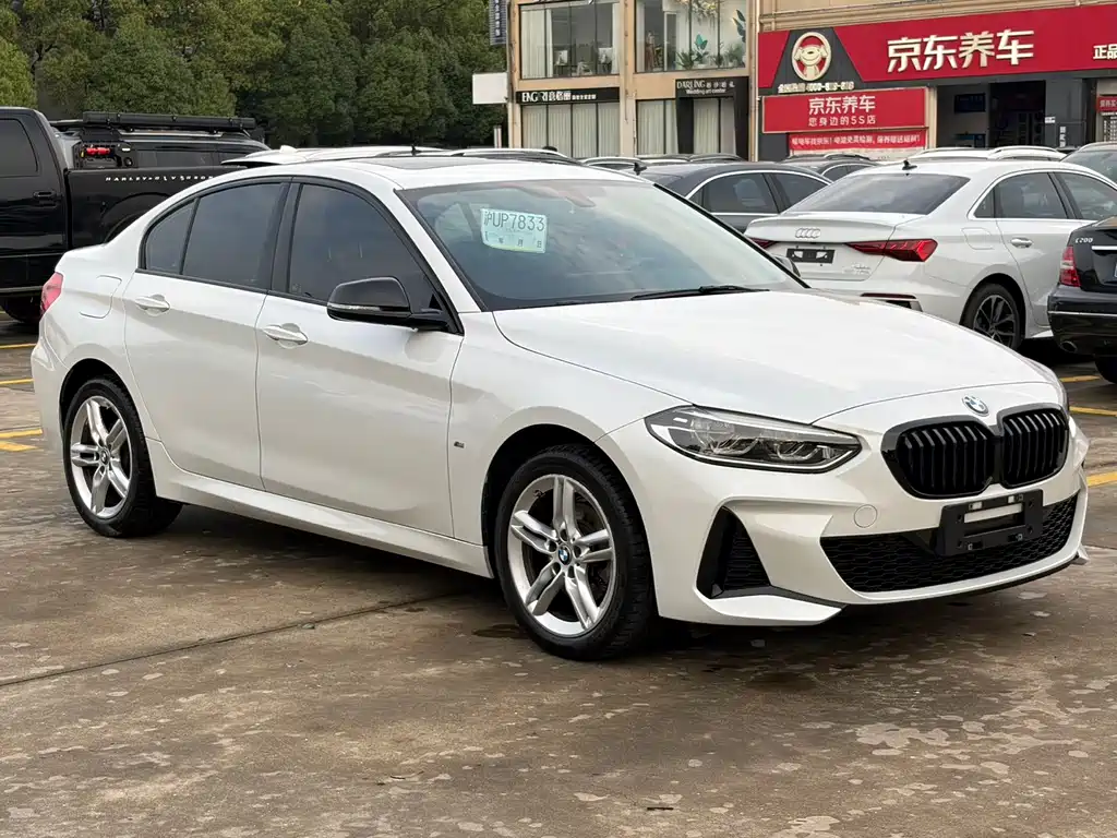 BMW 1 Series 2022