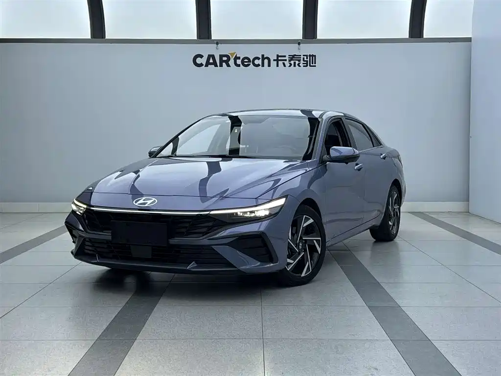 Hyundai Elantra 2024