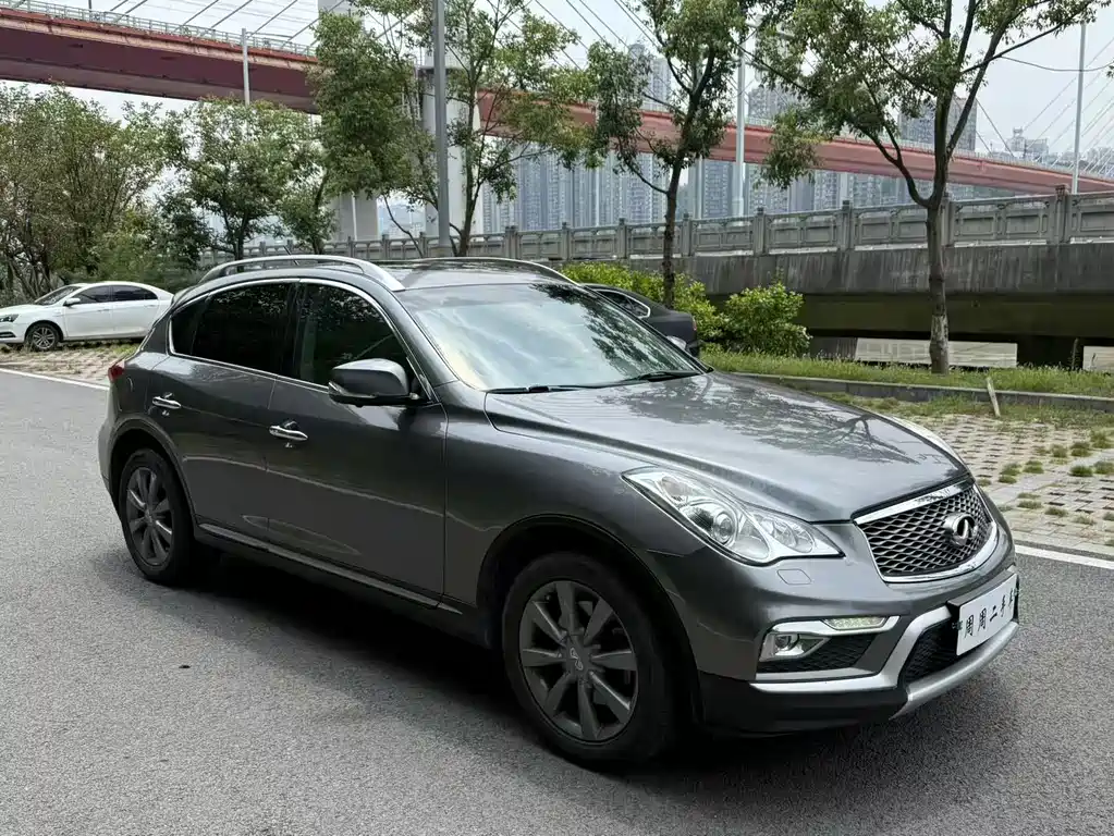 Infiniti QX50 2016 — фото 4