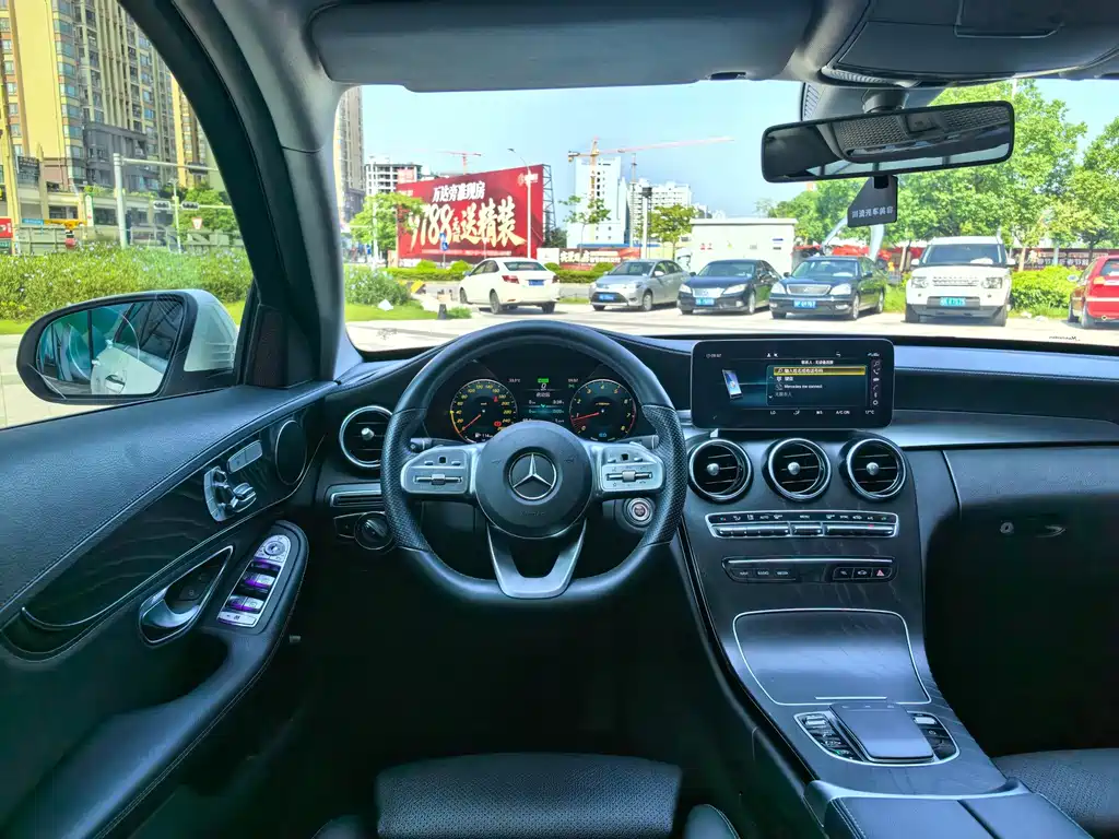 Mercedes-Benz C-Class 2020 — фото 19