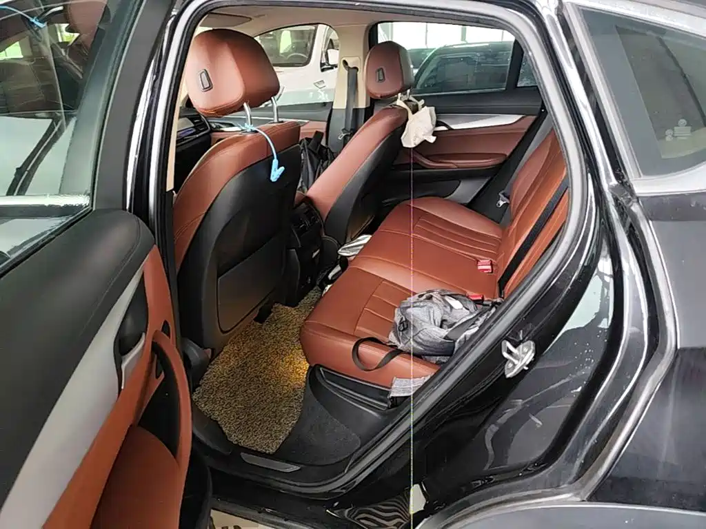 BMW X6 2015 — фото 13
