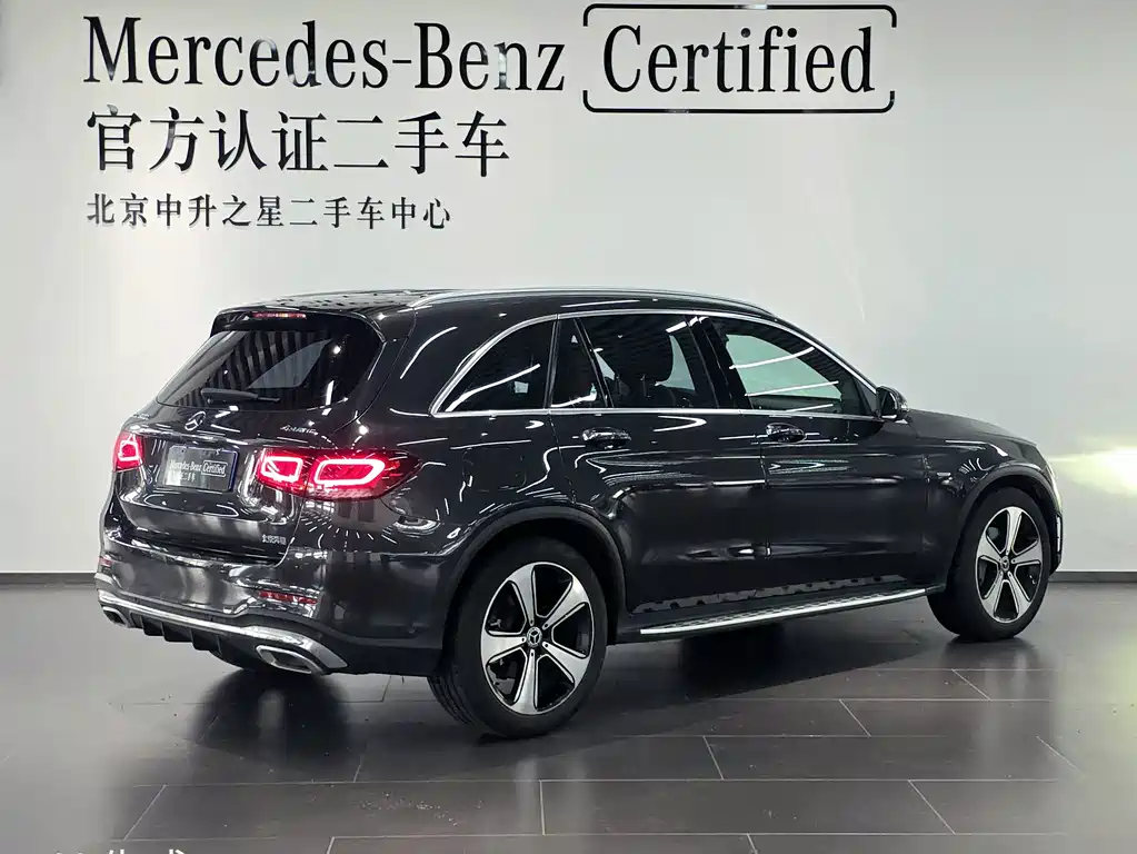 Mercedes-Benz GLC 2022 — фото 3