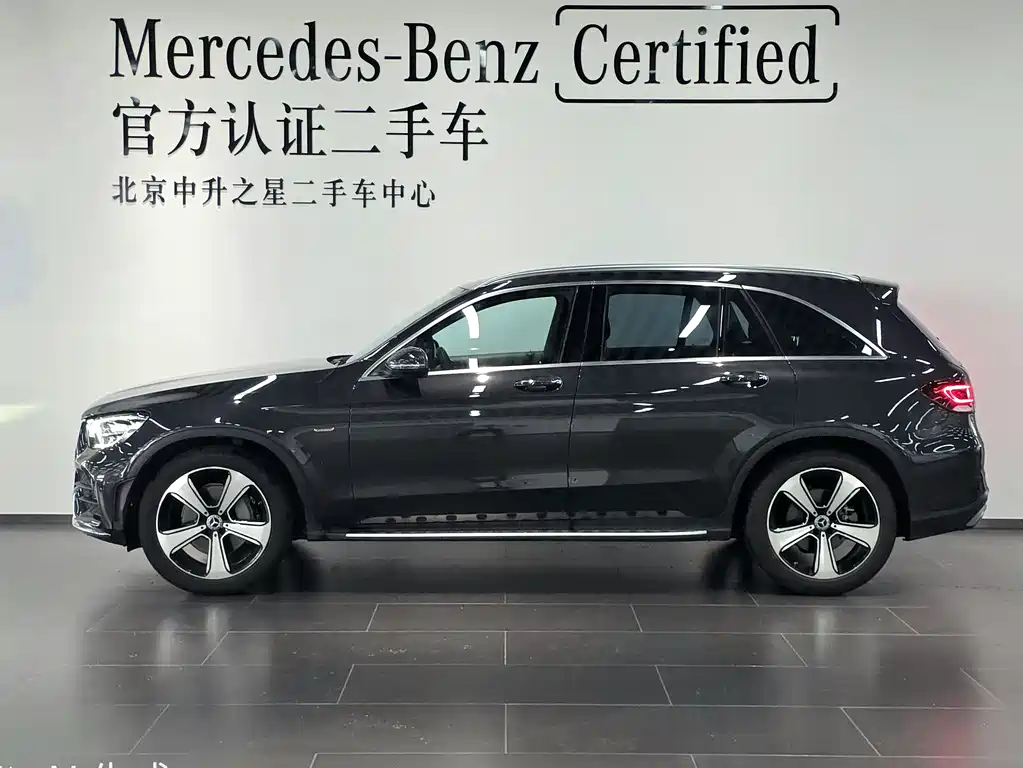 Mercedes-Benz GLC 2022 — фото 2