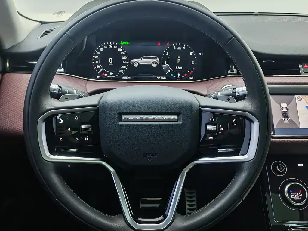 Land Rover Evoque 2022 — фото 12