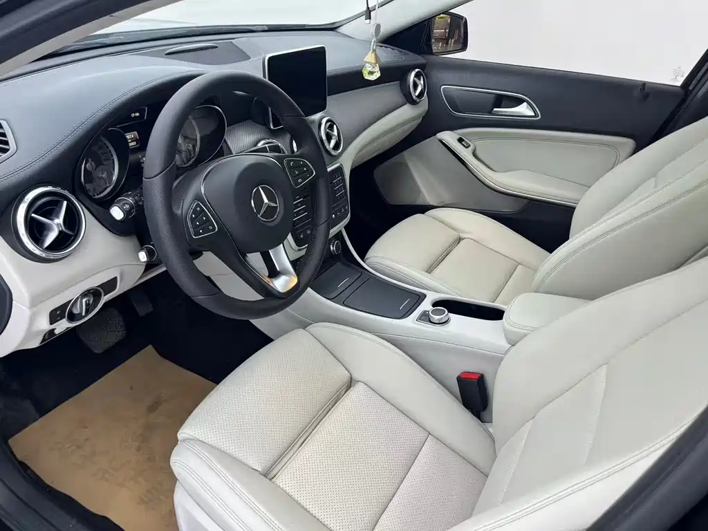Mercedes-Benz GLA 2017 — фото 5