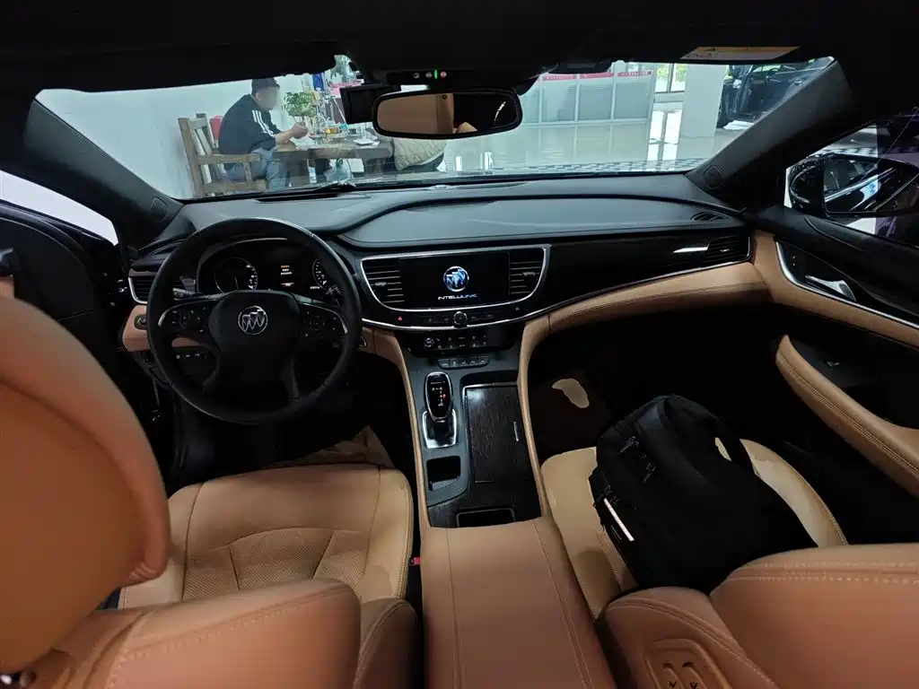 Buick LaCrosse 2019 — фото 10