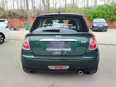 MINI MINI 2011