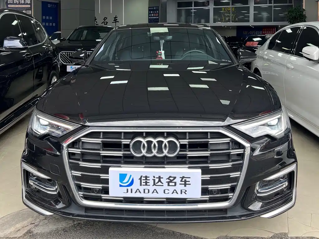 Audi A6L 2022