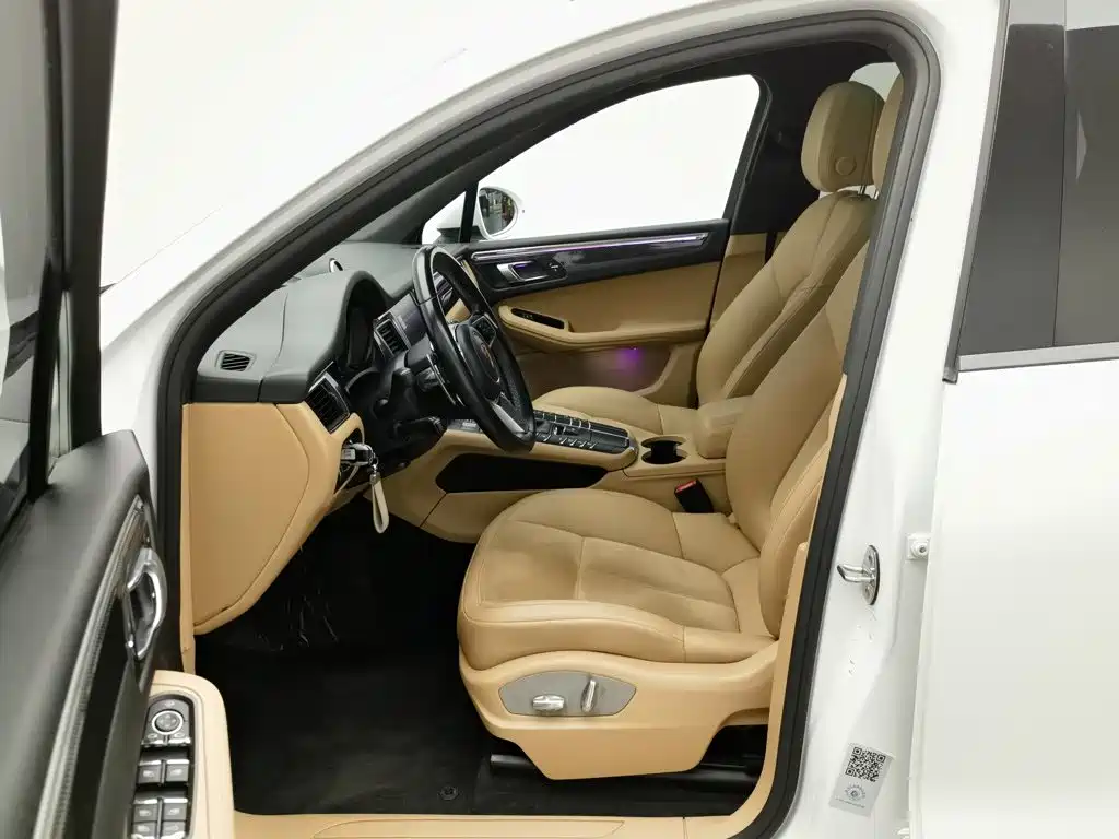 Porsche Macan 2018 — фото 10