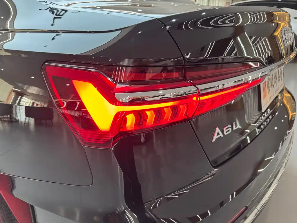 Audi A6L 2023 — фото 35