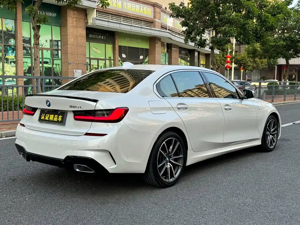 BMW 3 Series 2020 — фото 10