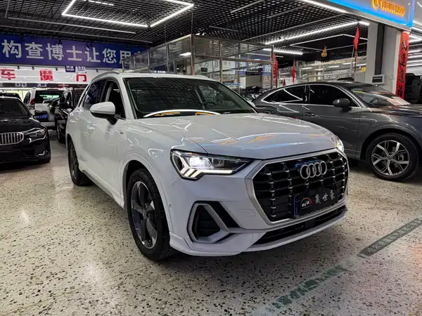 Audi Q3 2022