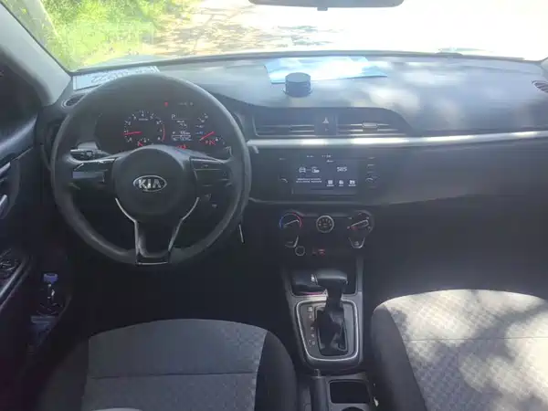 Kia K2 2017