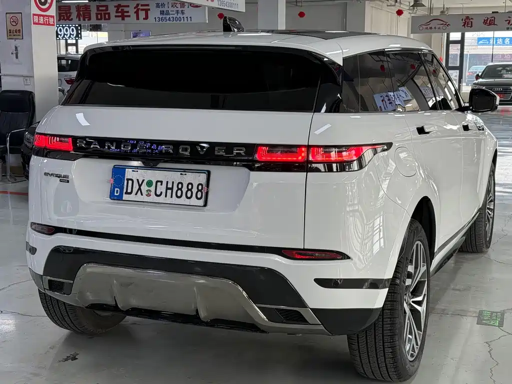 Land Rover Evoque 2023 — фото 8