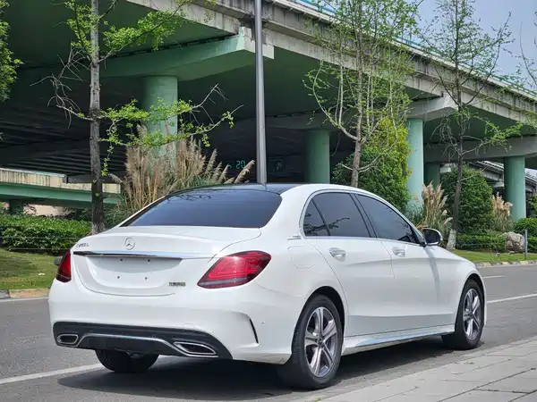 Mercedes-Benz C-Class 2021