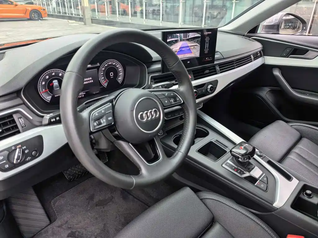 Audi A4L 2021