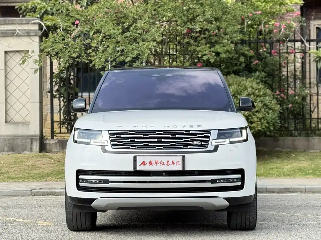 Land Rover Range Rover 2024 — фото 2