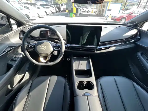 Volkswagen Distinctive 06 2025