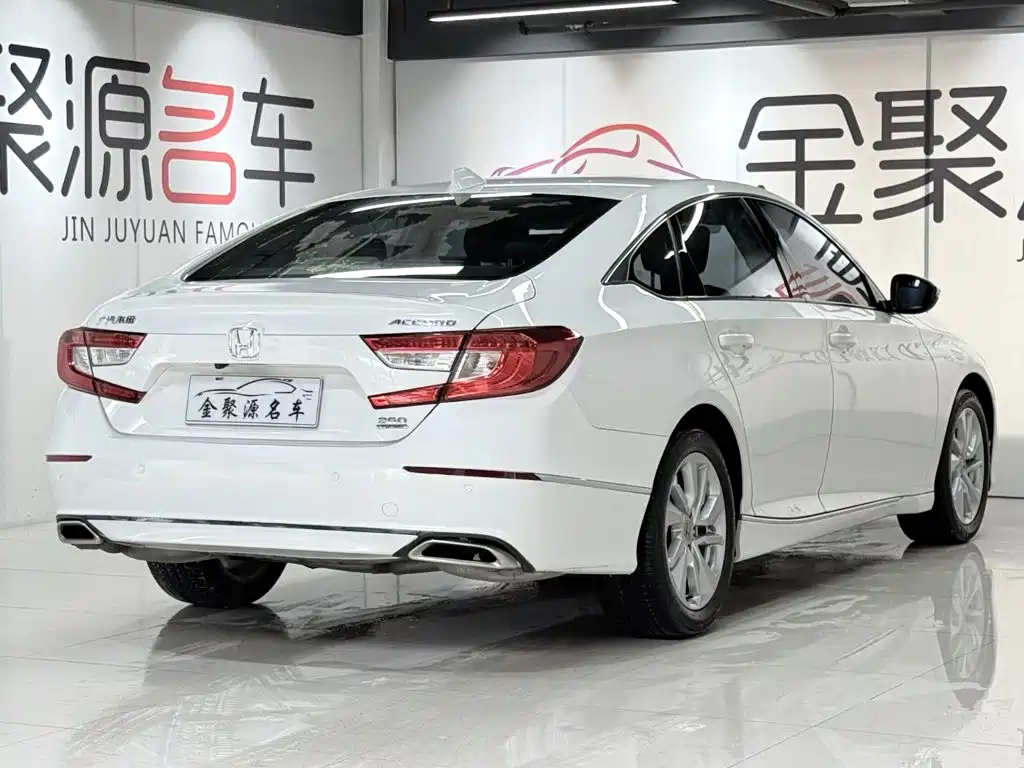 Honda Accord 2020 — фото 6