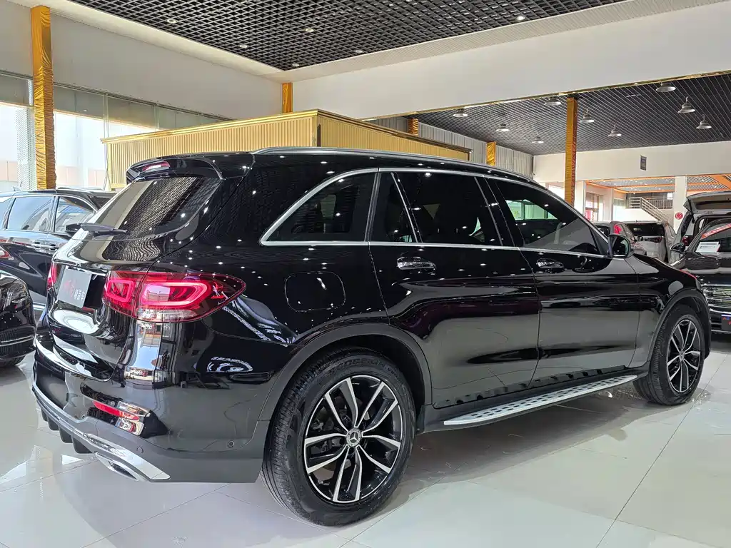 Mercedes-Benz GLC 2021 — фото 14