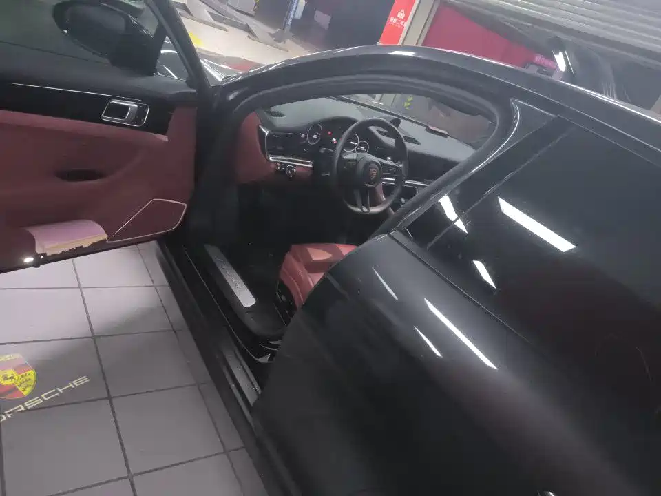 Porsche Panamera 2022