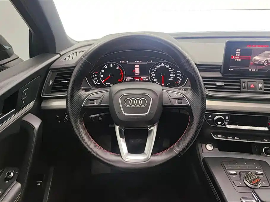 Audi Q5L 2021 — фото 15