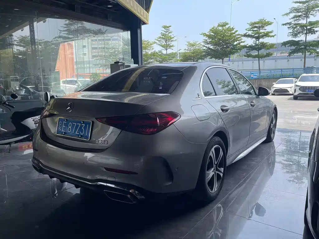 Mercedes-Benz C-Class 2021