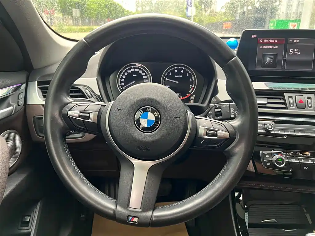 BMW X1 2021 — фото 9