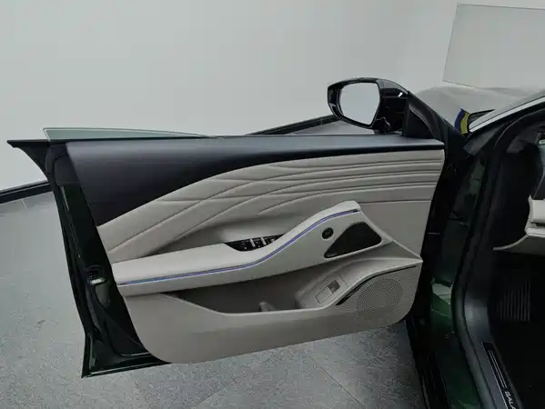Geely Galaxy Starshine 8 2025
