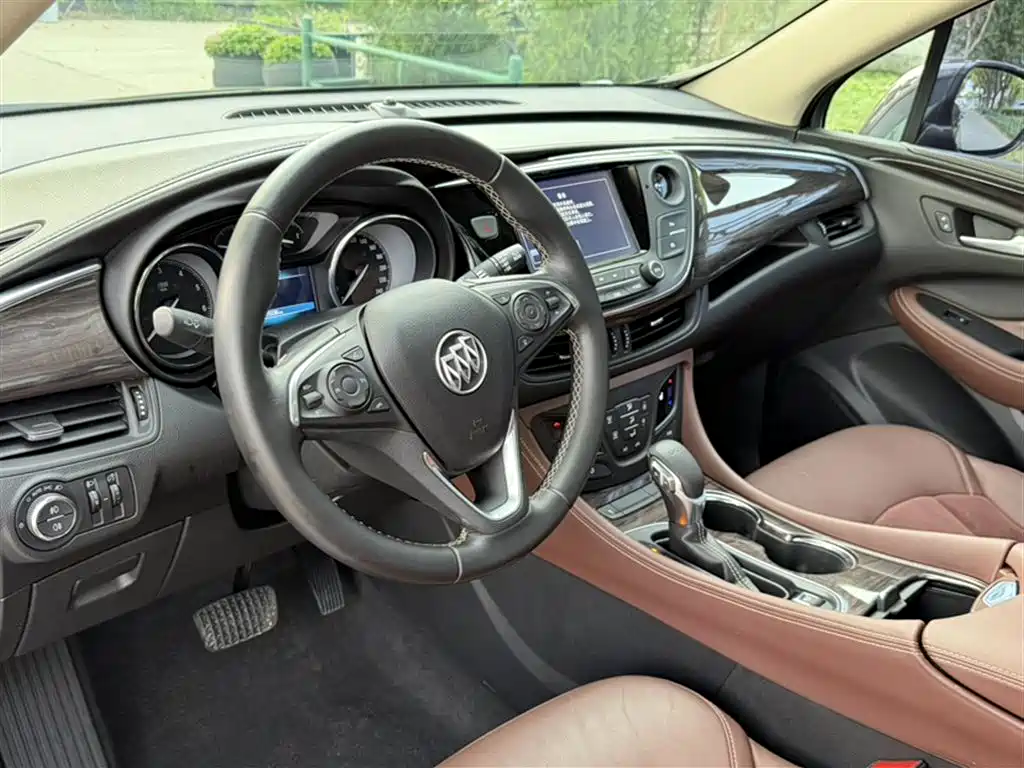 Buick Envision Plus 2017 — фото 20