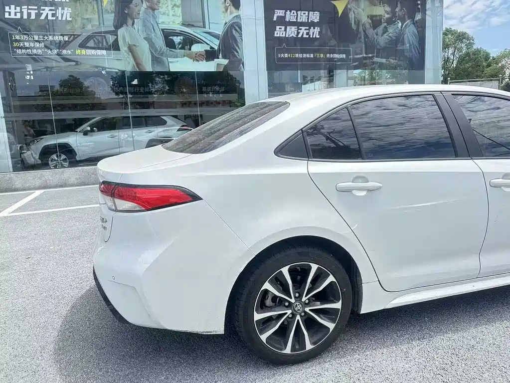 Toyota Levin 2022 — фото 10