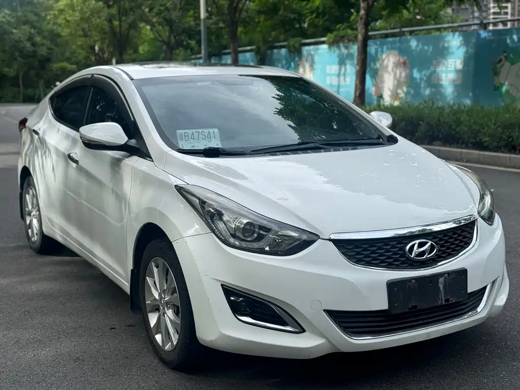 Hyundai Elantra 2017
