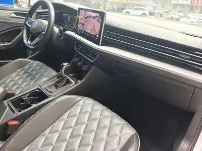 Volkswagen Sagitar 2023