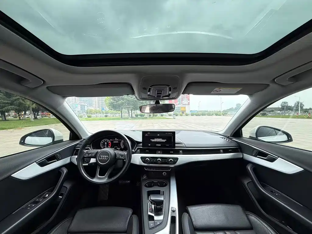 Audi A4L 2020